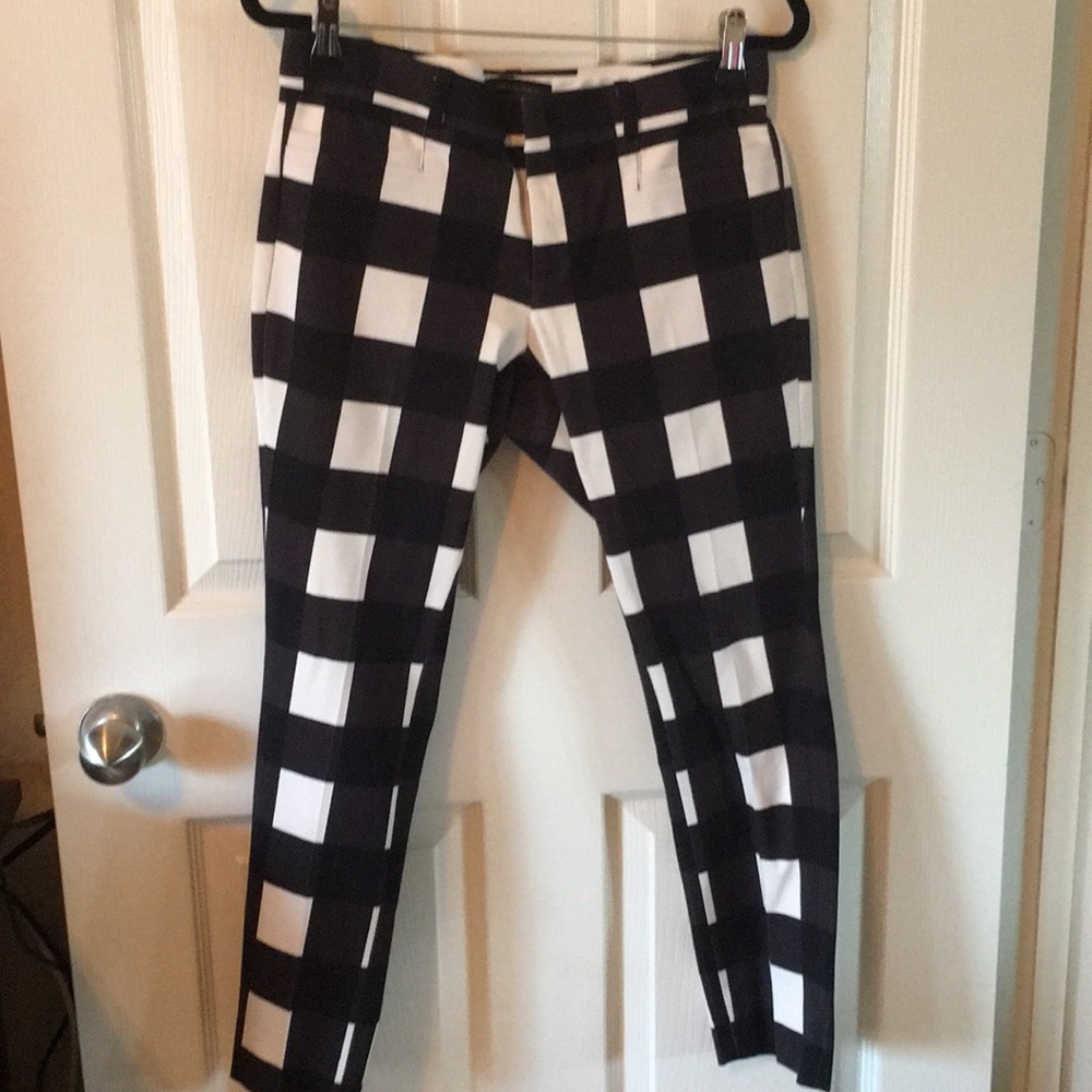 Black and whit window pane pants